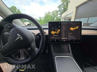 2023 Tesla Model Y Long Range - miniatura 7