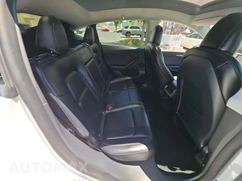2023 Tesla Model Y Long Range - miniatura 13