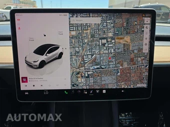 2023 Tesla Model Y Long Range - miniatura 23