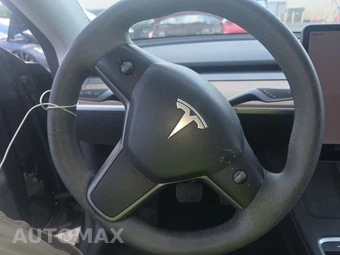 2023 Tesla Model Y Long Range - miniatura 10