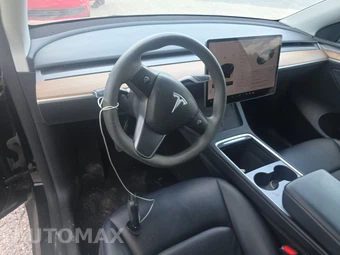 2023 Tesla Model Y Long Range - miniatura 11