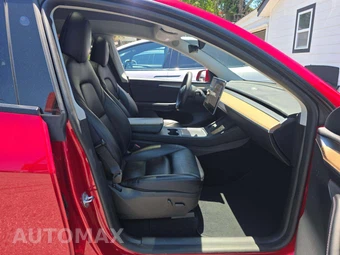 2023 Tesla Model Y Long Range - miniatura 18