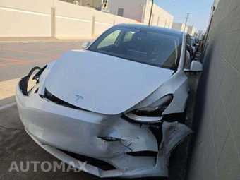 2023 Tesla Model Y Long Range - samochód z USA z aukcji Manheim, oferta Kup Teraz w AUTOMAX