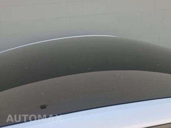 2023 Tesla Model Y Long Range - miniatura 12