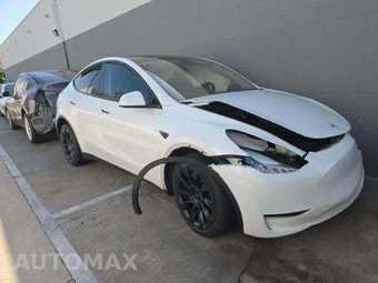 2023 Tesla Model Y Long Range - miniatura 5