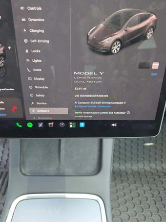 2023 Tesla Model Y Long Range - miniatura 6