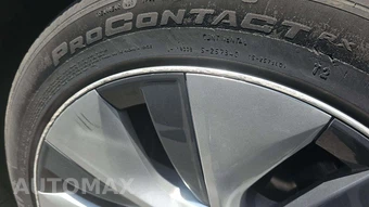 2023 Tesla Model Y Long Range - miniatura 27