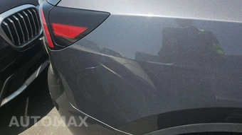 2023 Tesla Model Y Long Range - miniatura 29