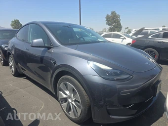 2023 Tesla Model Y Long Range - miniatura 3