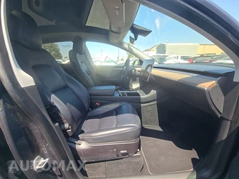 2023 Tesla Model Y Long Range - miniatura 8