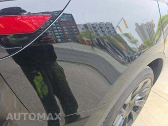 2023 Tesla Model Y Long Range - miniatura 2