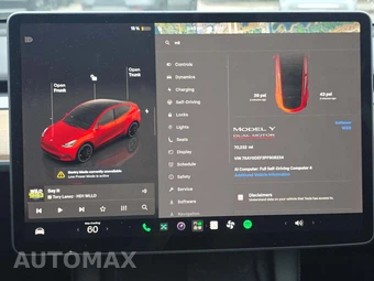 2023 Tesla Model Y Long Range - miniatura 9