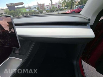 2023 Tesla Model Y Long Range - miniatura 16