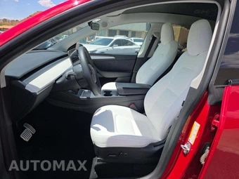 2023 Tesla Model Y Long Range - miniatura 3