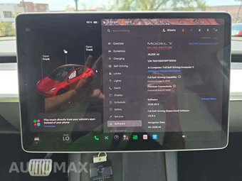 2023 Tesla Model Y Long Range - miniatura 6