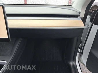 2023 Tesla Model Y Long Range - miniatura 19