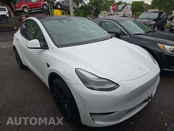 2023 Tesla Model Y Long Range - miniatura 4