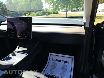 2023 Tesla Model Y Long Range - miniatura 20