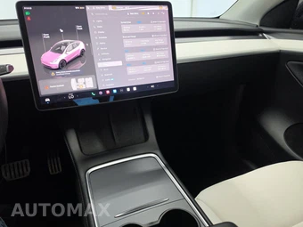 2023 Tesla Model Y Long Range - miniatura 11