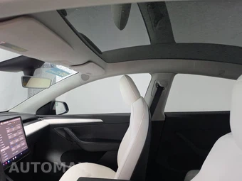 2023 Tesla Model Y Long Range - miniatura 17