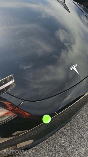 2023 Tesla Model Y Long Range - miniatura 21