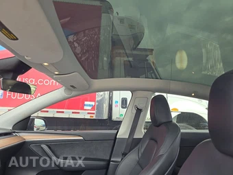 2023 Tesla Model Y Performance - miniatura 17