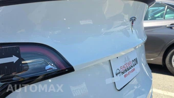 2023 Tesla Model Y Performance - miniatura 27