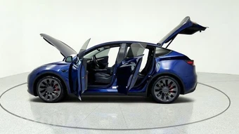 2023 Tesla Model Y Performance - miniatura 15