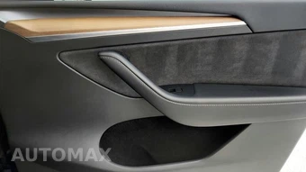 2023 Tesla Model Y Performance - miniatura 37