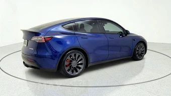 2023 Tesla Model Y Performance - miniatura 9