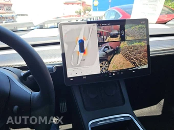 2023 Tesla Model Y Performance - miniatura 10