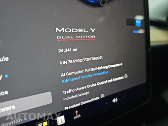 2023 Tesla Model Y Performance - miniatura 12