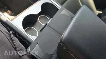 2023 Tesla Model Y Performance - miniatura 18
