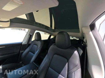 2023 Tesla Model Y Performance – miniatura 11