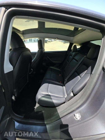 2023 Tesla Model Y Performance – miniatura 13