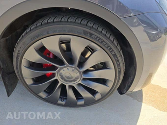 2023 Tesla Model Y Performance – miniatura 22