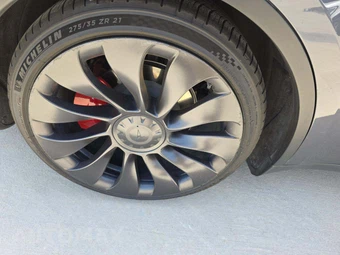 2023 Tesla Model Y Performance – miniatura 23