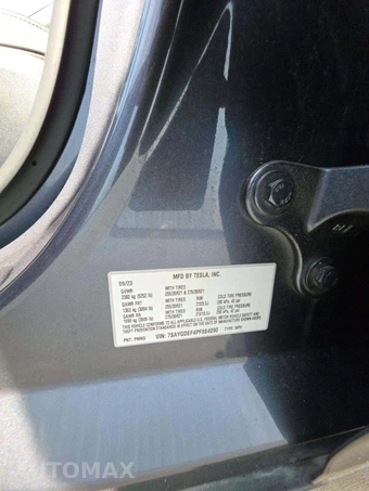 2023 Tesla Model Y Performance – miniatura 5