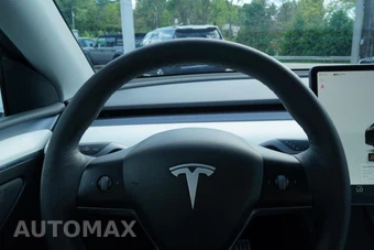 2023 Tesla Model Y Performance - miniatura 23