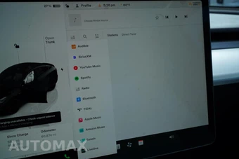 2023 Tesla Model Y Performance - miniatura 29