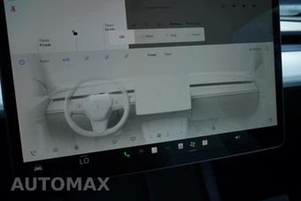 2023 Tesla Model Y Performance - miniatura 30