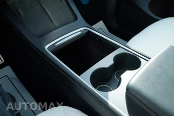 2023 Tesla Model Y Performance - miniatura 35