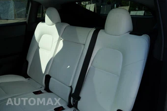 2023 Tesla Model Y Performance - miniatura 38