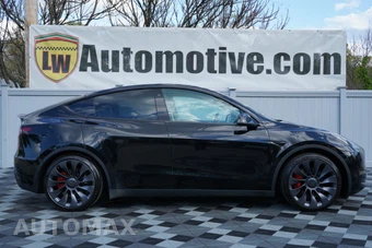 2023 Tesla Model Y Performance - miniatura 4