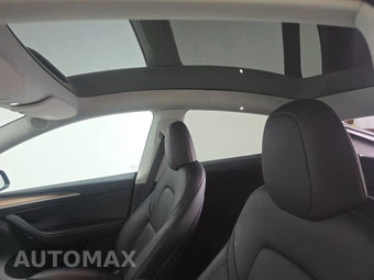 2023 Tesla Model Y Performance - miniatura 17