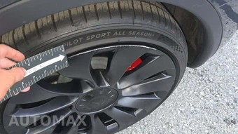 2023 Tesla Model Y Performance - miniatura 24
