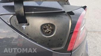 2023 Tesla Model Y Performance - miniatura 25