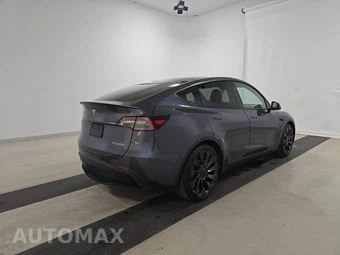 2023 Tesla Model Y Performance - miniatura 4