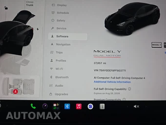 2023 Tesla Model Y Performance - miniatura 12