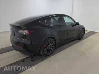 2023 Tesla Model Y Performance - miniatura 4